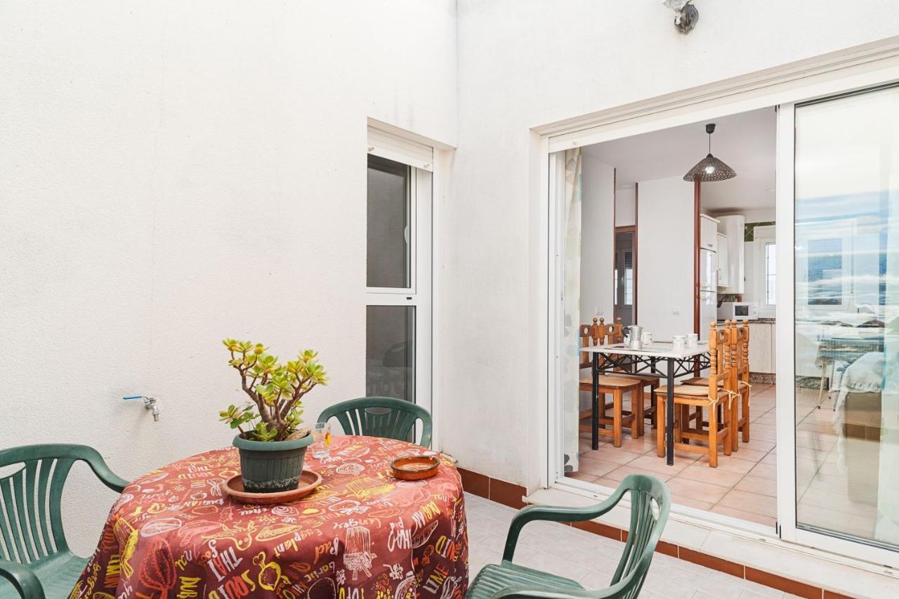 Apartamento De Alquiler En بارباتي المظهر الخارجي الصورة