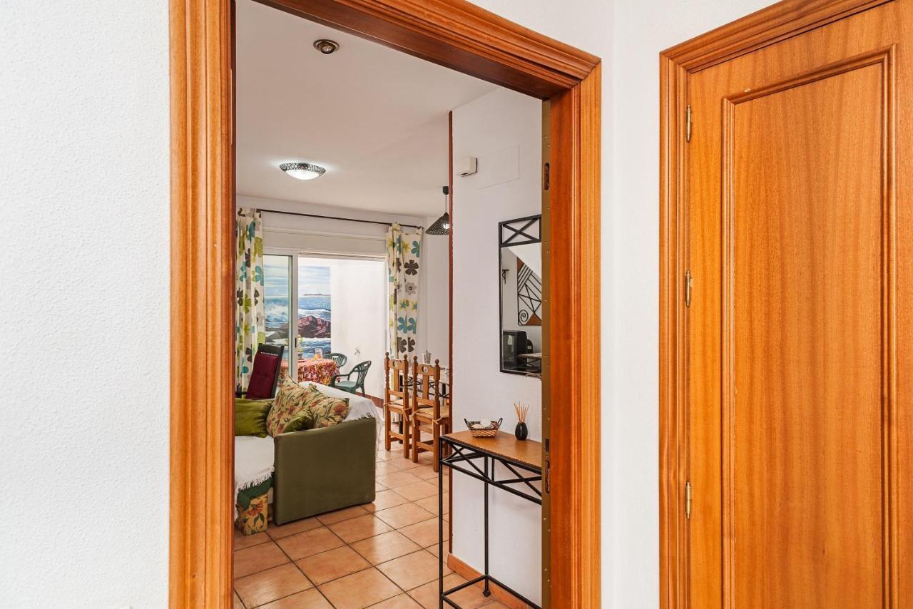 Apartamento De Alquiler En بارباتي المظهر الخارجي الصورة