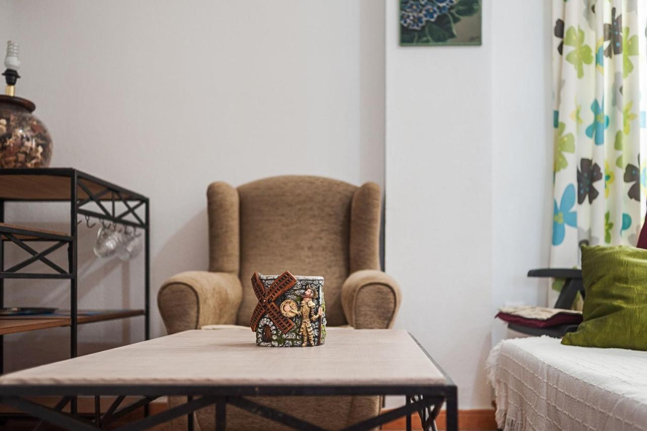 Apartamento De Alquiler En بارباتي المظهر الخارجي الصورة